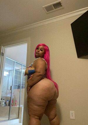 PinkyXXX photo 64
