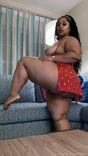 PinkyXXX photo 181