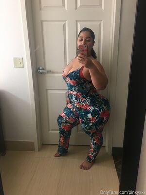 PinkyXXX photo 228