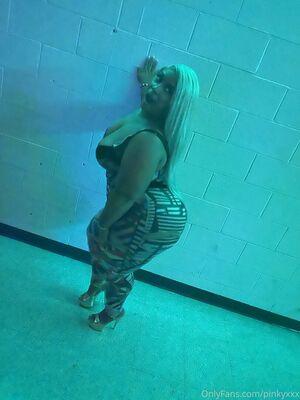 PinkyXXX photo 313