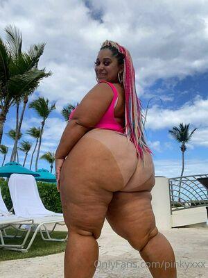 PinkyXXX photo 391