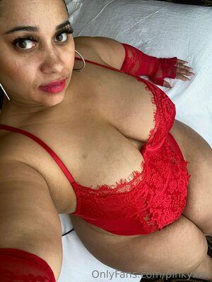 PinkyXXX photo 467