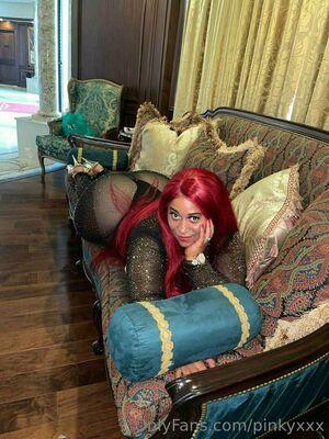 PinkyXXX photo 480