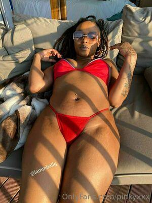 PinkyXXX photo 496