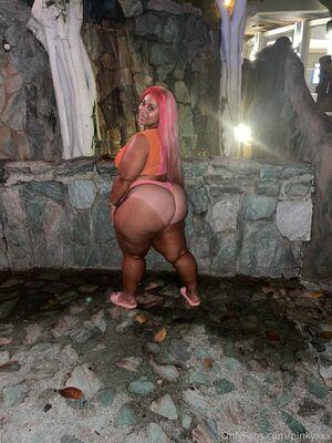 PinkyXXX photo 549
