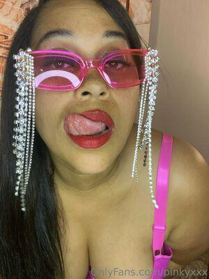 PinkyXXX photo 610