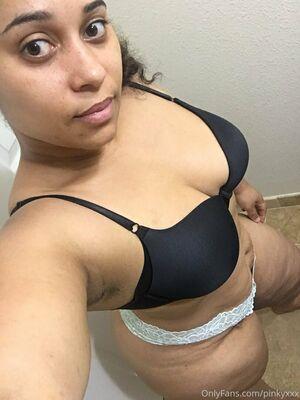 PinkyXXX photo 669