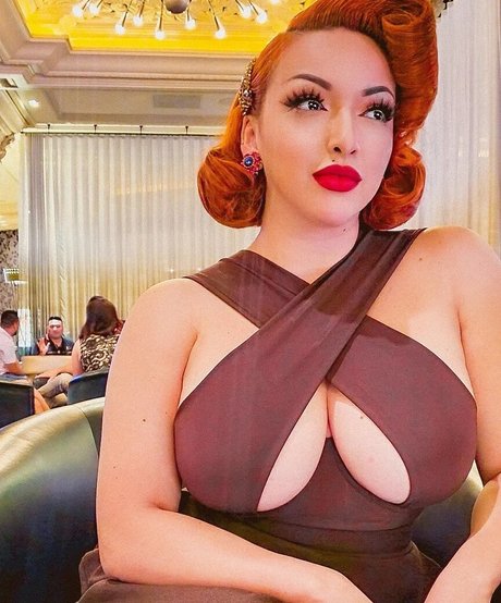 PinUpDollAshleyMarie photo 6