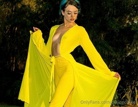 Pixieeclaire photo 20