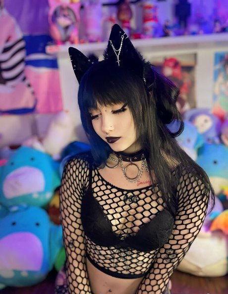 Pixiemstyfree photo 196