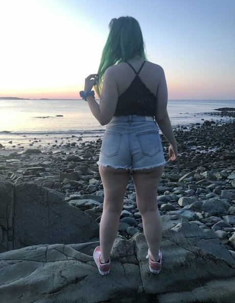 Pixxxiebelle photo 40