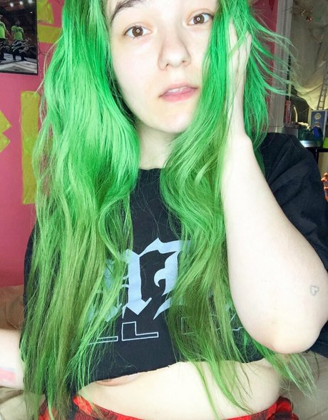 Pixxxiebelle photo 42