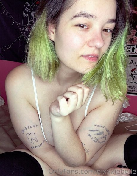 Pixxxiebelle photo 227