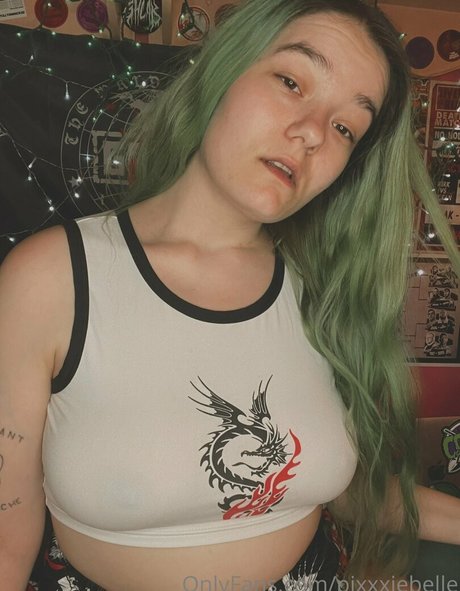 Pixxxiebelle photo 260