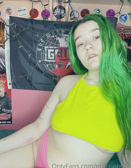 Pixxxiebelle photo 285