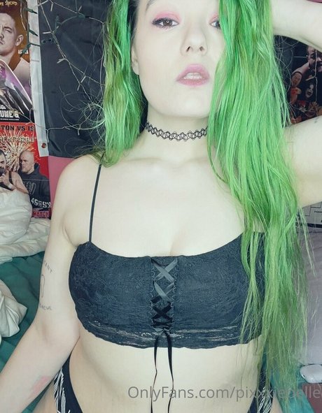 Pixxxiebelle photo 289