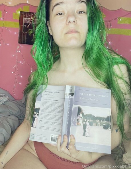 Pixxxiebelle photo 297