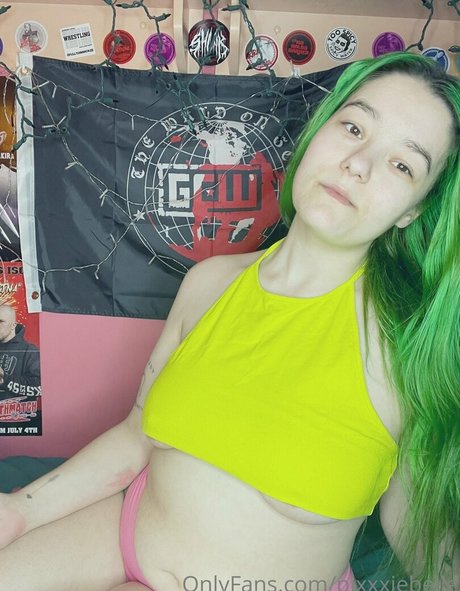 Pixxxiebelle photo 308