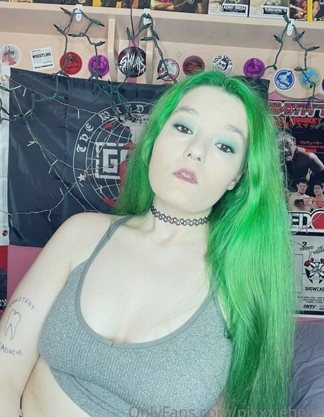 Pixxxiebelle photo 334