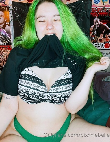 Pixxxiebelle photo 384