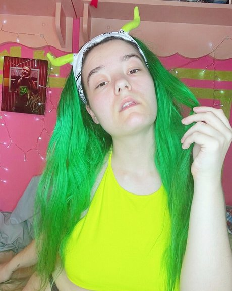 Pixxxiebelle photo 427