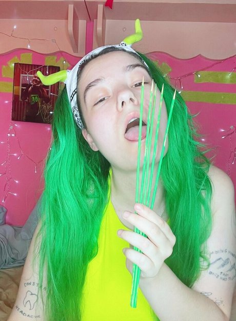 Pixxxiebelle photo 466