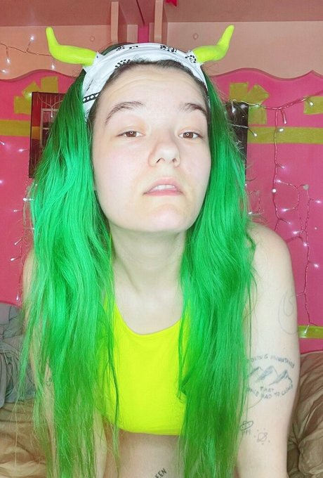 Pixxxiebelle photo 474