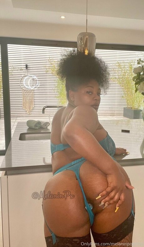 Playwithnelx photo 3