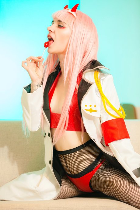 Poisonne photo 49