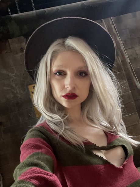 Poisonne photo 72