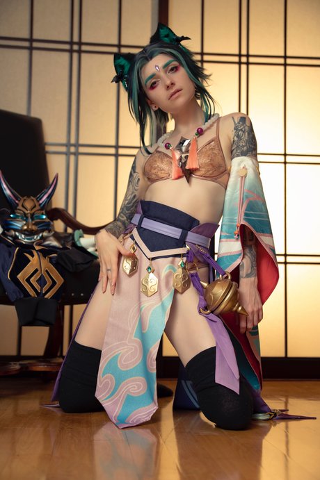 Poisonne photo 90