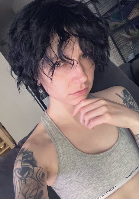 Poisonne photo 104