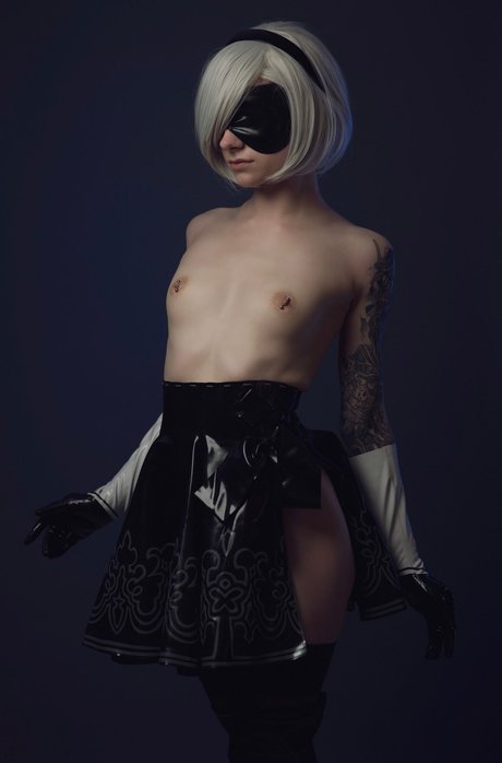 Poisonne photo 140
