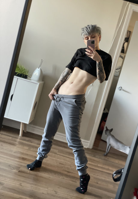 Poisonne photo 215
