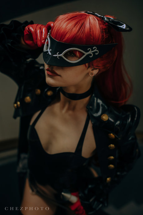 Poisonne photo 218