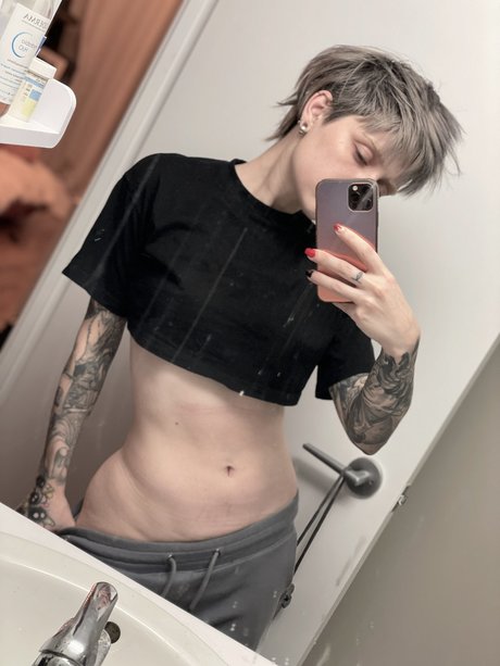 Poisonne photo 229