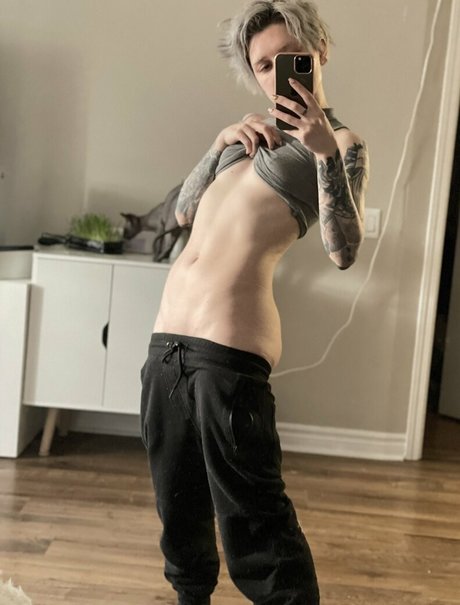 Poisonne photo 408