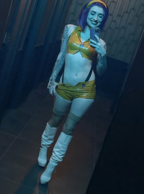 Poisonne photo 429