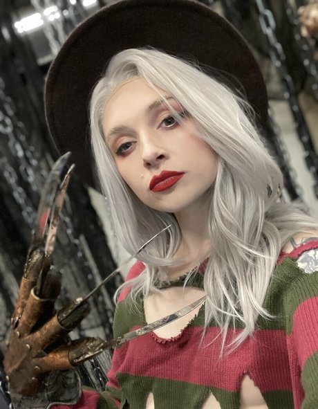 Poisonne photo 444
