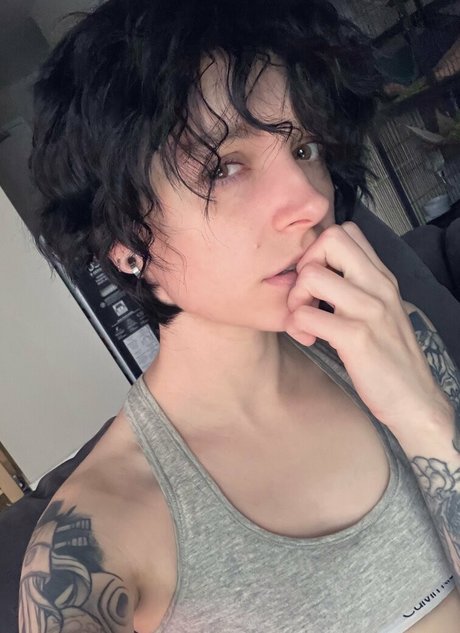 Poisonne photo 487