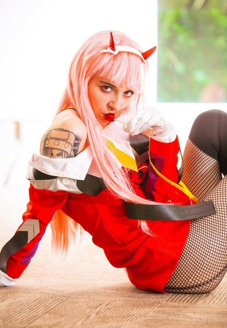Poisonne photo 553