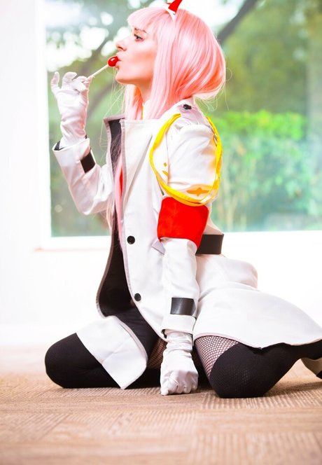 Poisonne photo 574
