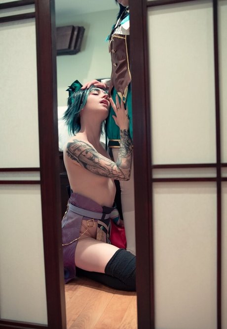 Poisonne photo 609