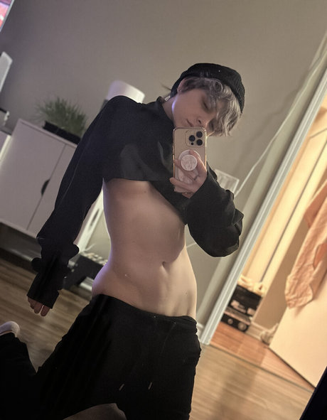 Poisonne photo 615