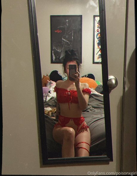 Poisonxgirl photo 45