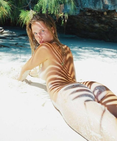 Polina Malinovskaya photo 14