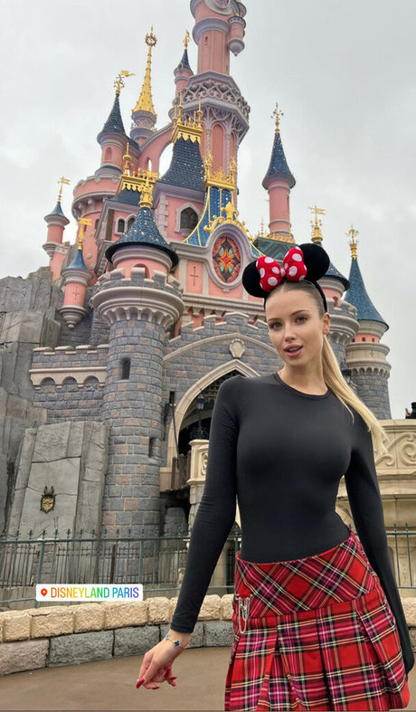 Polina Malinovskaya photo 133