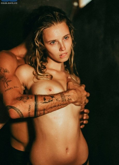 Polina Malinovskaya photo 248