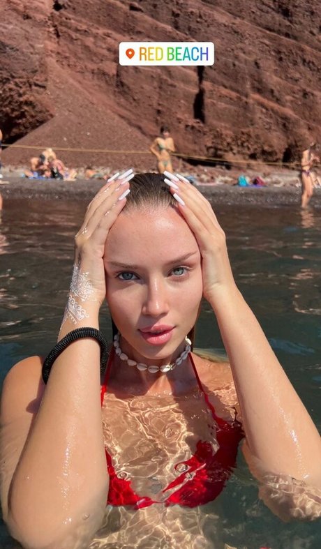 Polina Malinovskaya photo 269