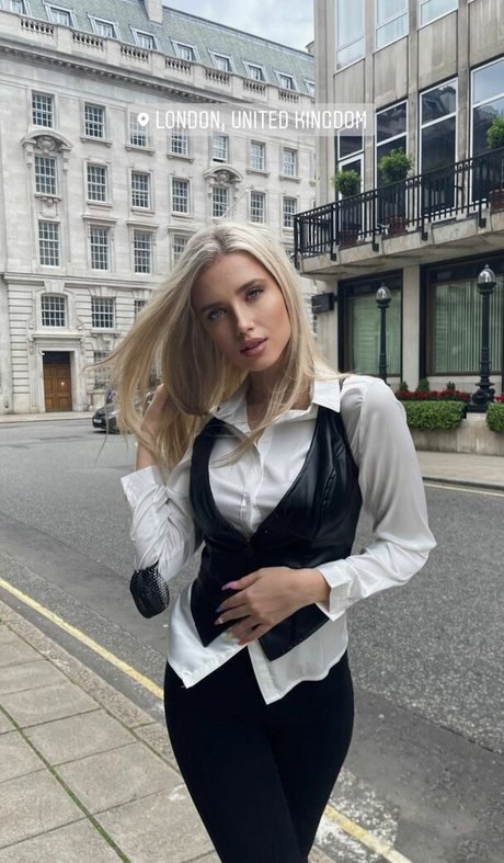 Polina Malinovskaya photo 306